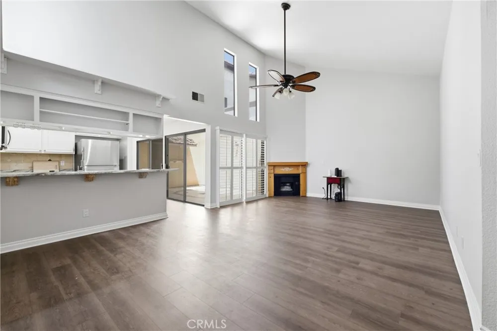 43334 32nd W #34 Lancaster, CA 93536
