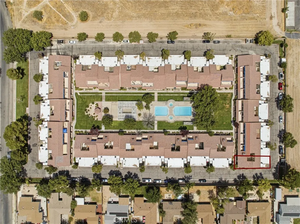 43334 32nd W #34 Lancaster, CA 93536