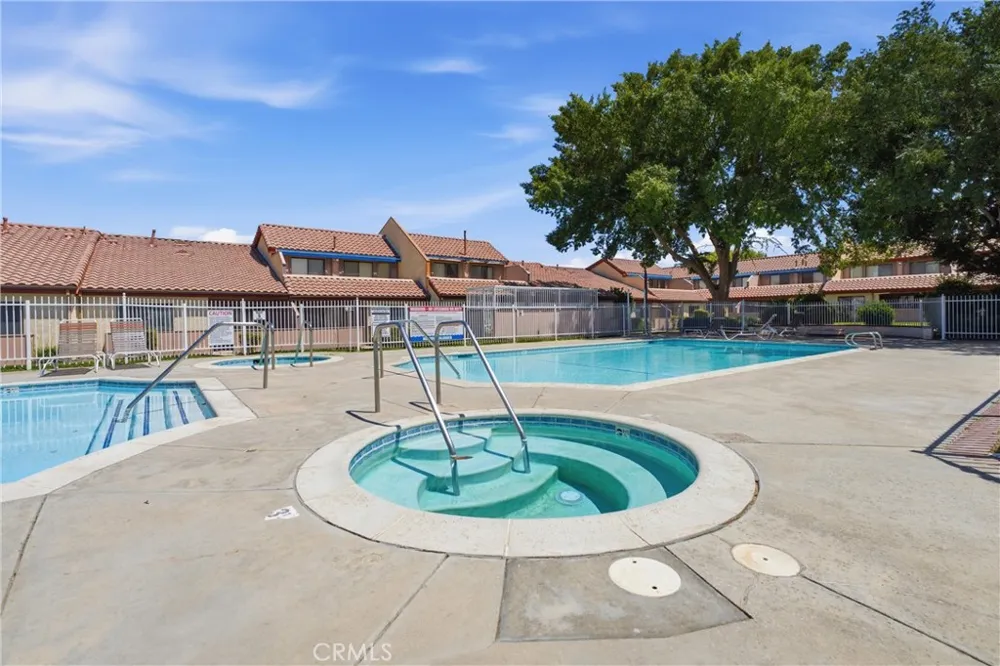 43334 32nd W #34 Lancaster, CA 93536