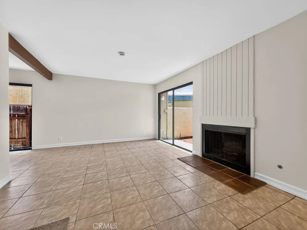 1381 S Walnut #2304 Anaheim, CA 92802