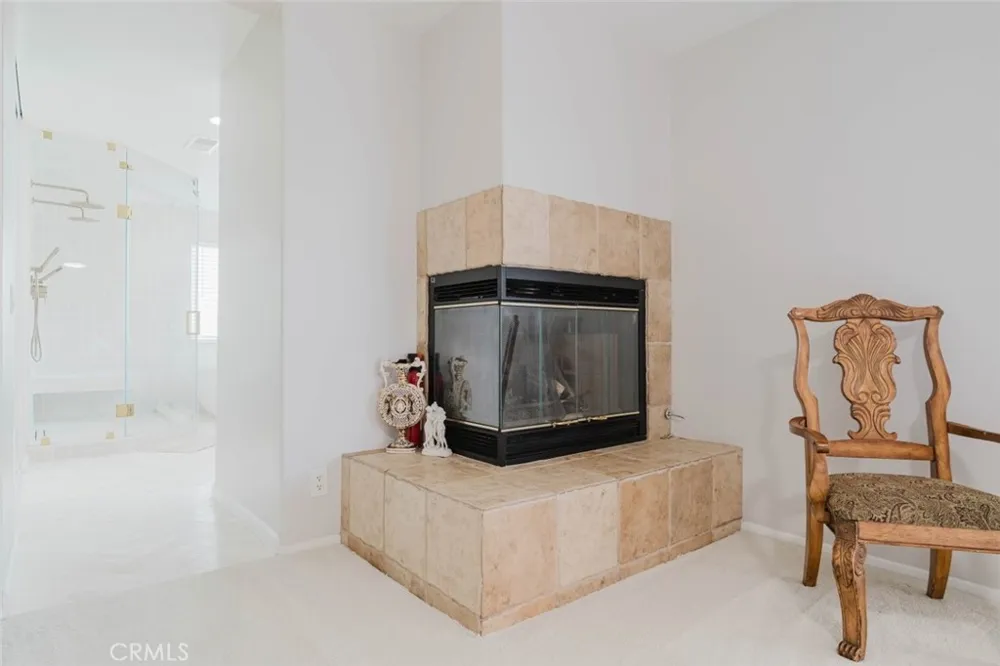32480 The Old Road Castaic, CA 91384