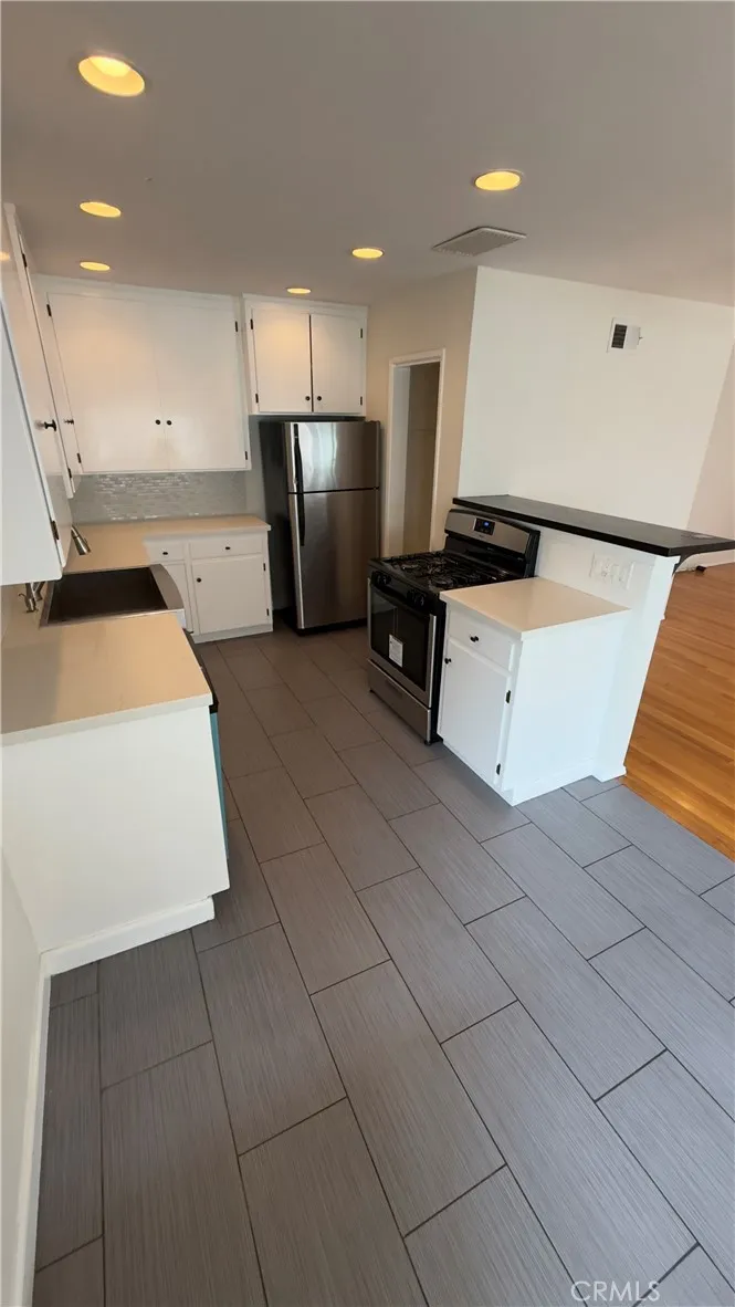 1174 E Ocean Boulevard #7 Long Beach, CA 90802