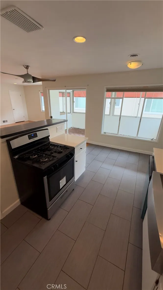 1174 E Ocean Boulevard #7 Long Beach, CA 90802