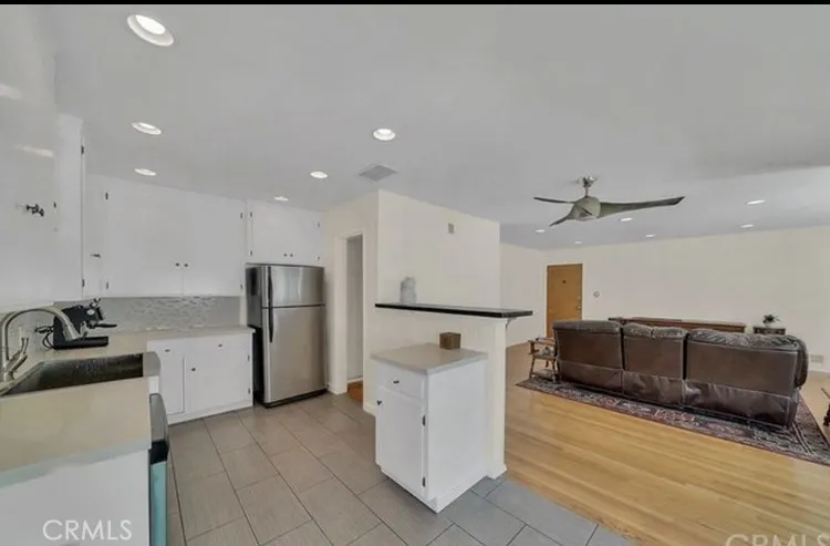 1174 E Ocean Boulevard #7 Long Beach, CA 90802