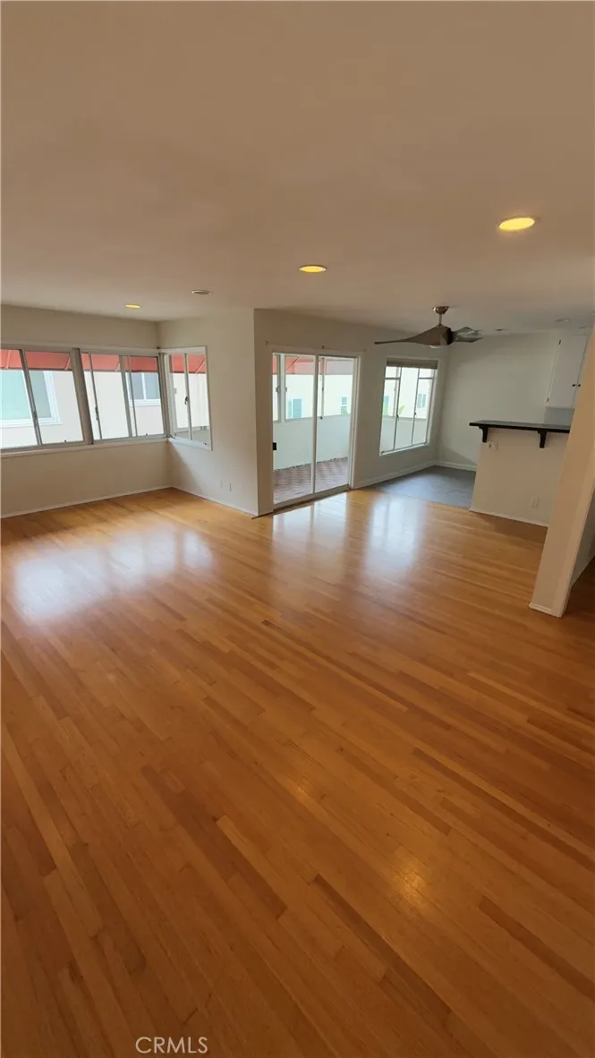 1174 E Ocean Boulevard #7 Long Beach, CA 90802