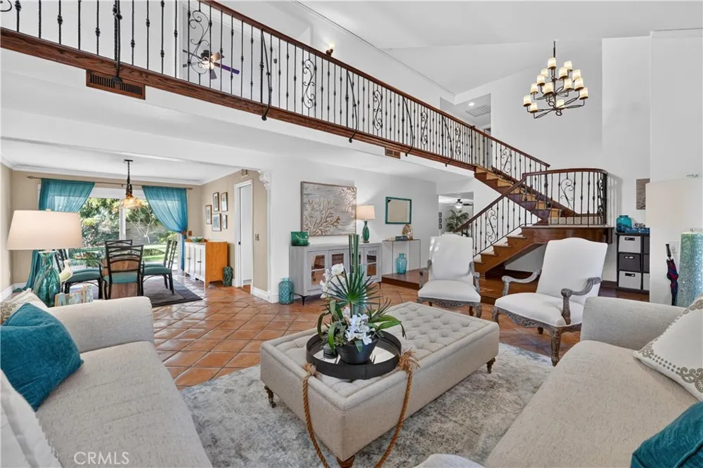 17991 Prado Circle Villa Park, CA 92861