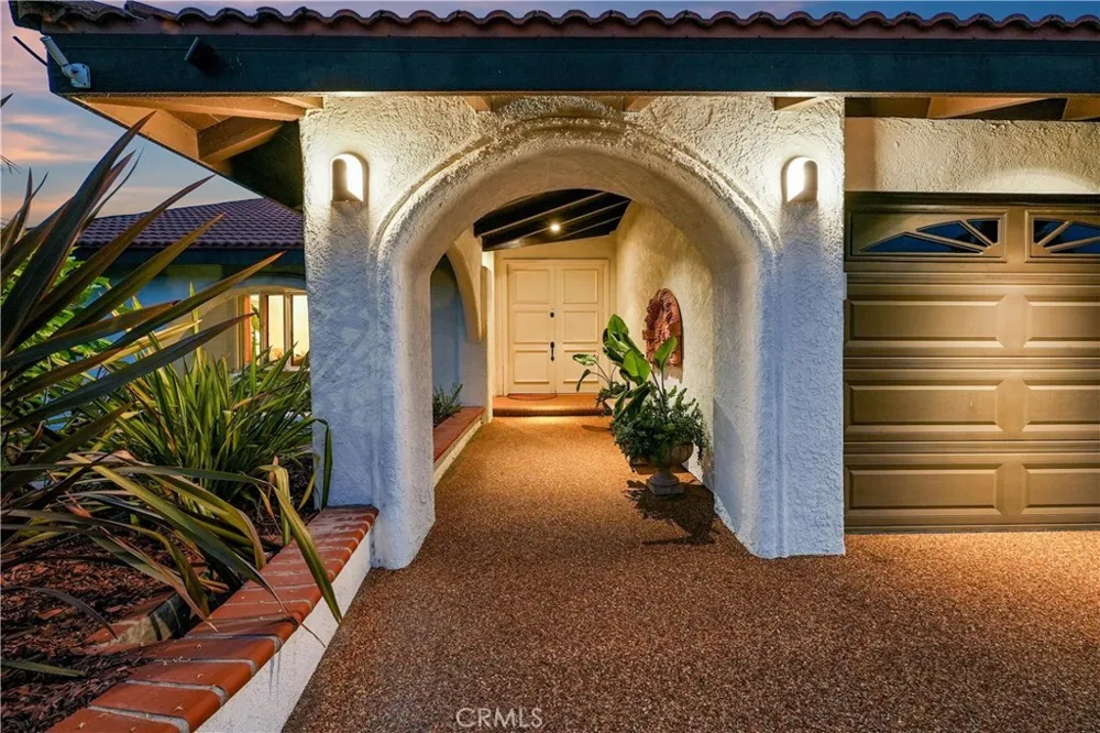 17991 Prado Circle Villa Park, CA 92861