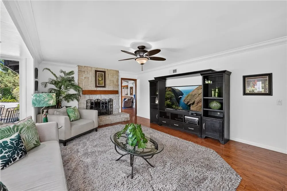 17991 Prado Circle Villa Park, CA 92861