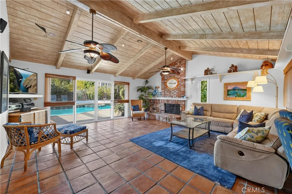 17991 Prado Circle Villa Park, CA 92861