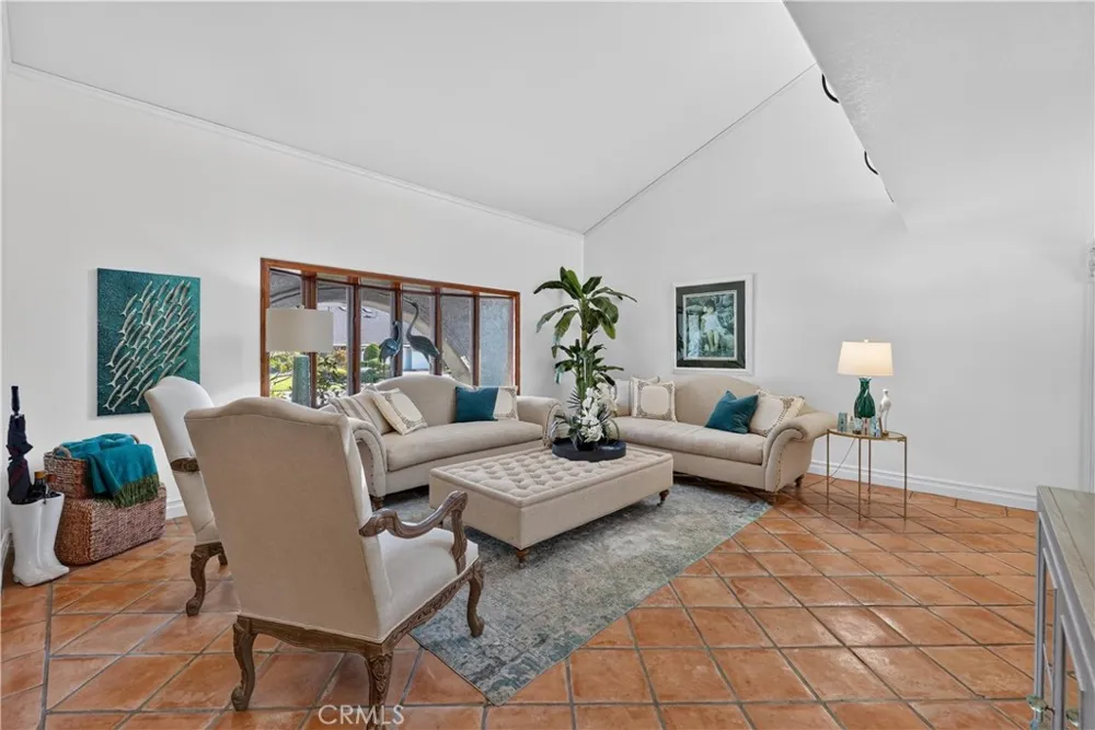 17991 Prado Circle Villa Park, CA 92861