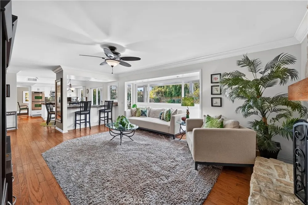 17991 Prado Circle Villa Park, CA 92861