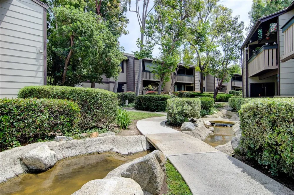 20702 El Toro Road #393 Lake Forest, CA 92630