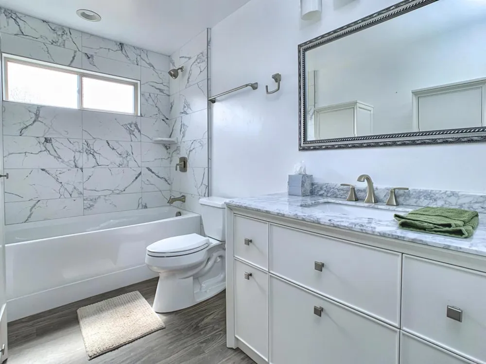 308 La Cresta Heights Rd El Cajon, CA 92021