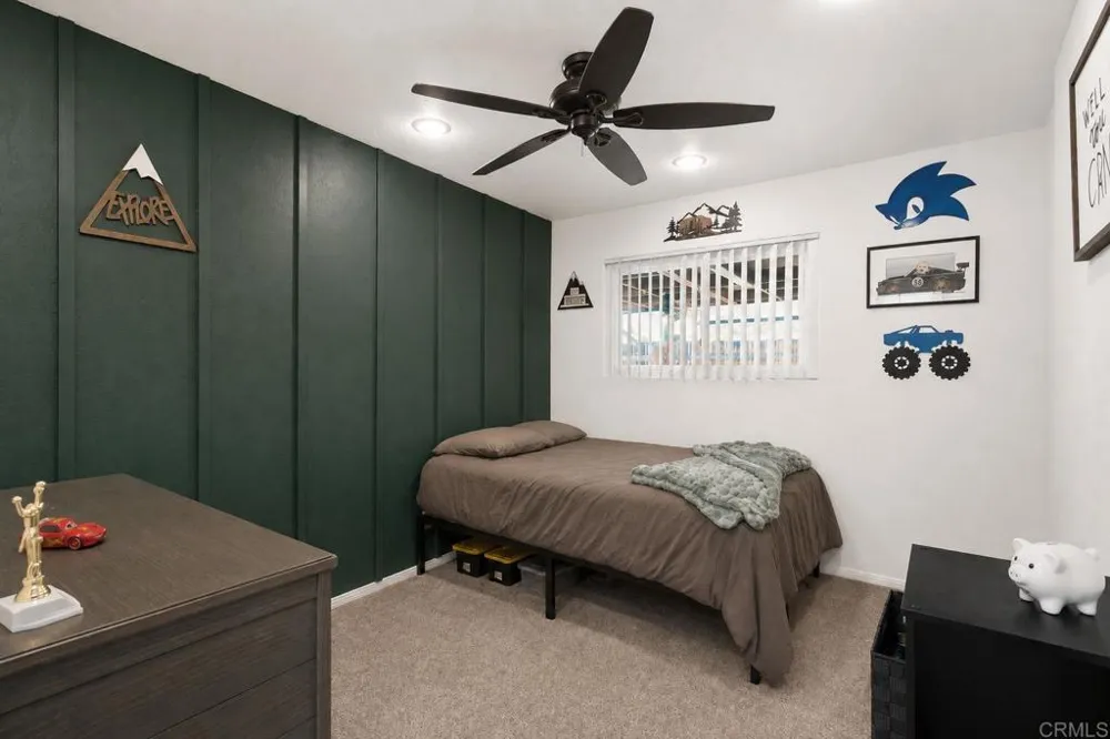 1682 E Washington Avenue Escondido, CA 92027