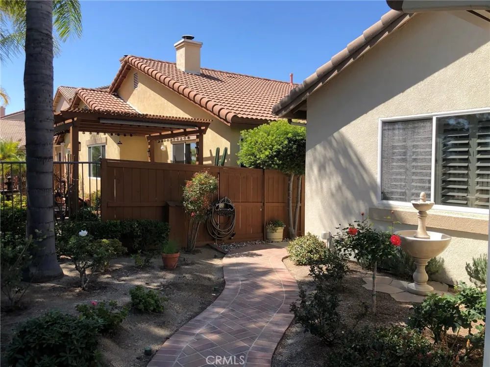 31581 Lakeridge Court Temecula, CA 92591