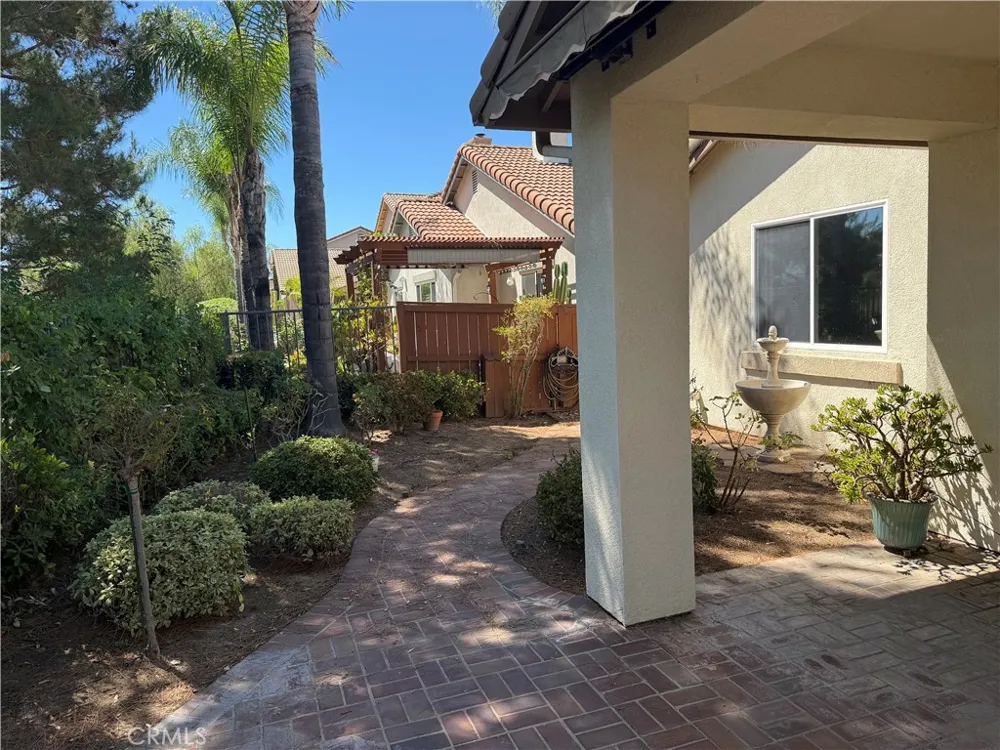31581 Lakeridge Court Temecula, CA 92591