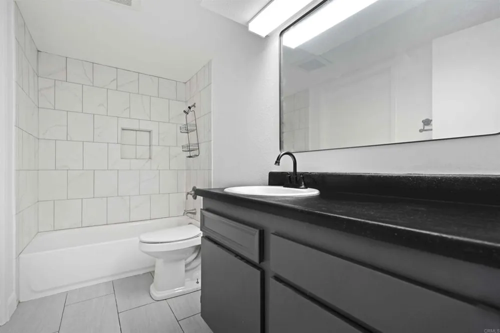 2920 Briarwood Road #H12 Bonita, CA 91902
