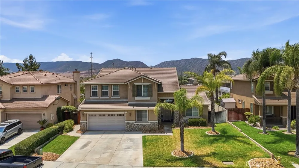 41726 Grand View Drive Murrieta, CA 92562
