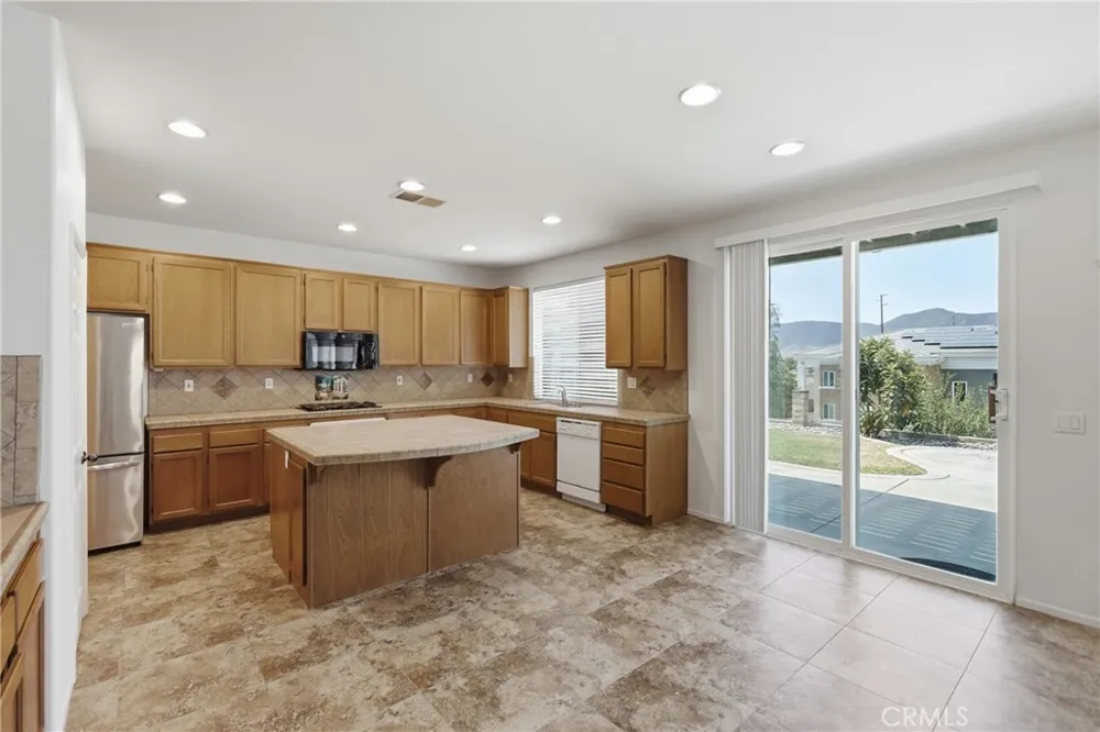 41726 Grand View Drive Murrieta, CA 92562