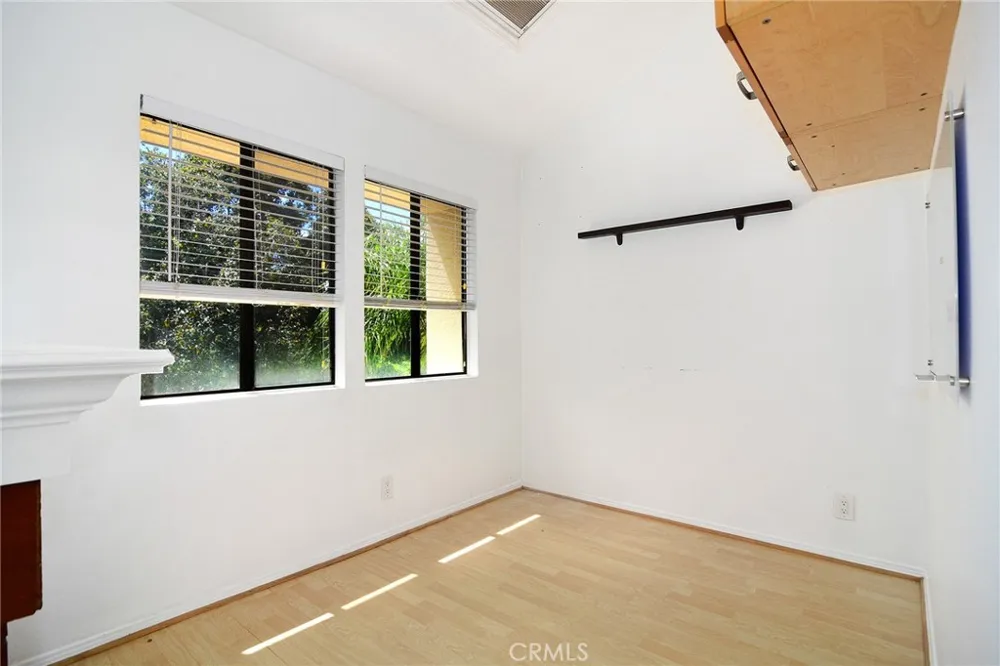 18739 Hatteras Street #55 Tarzana, CA 91356