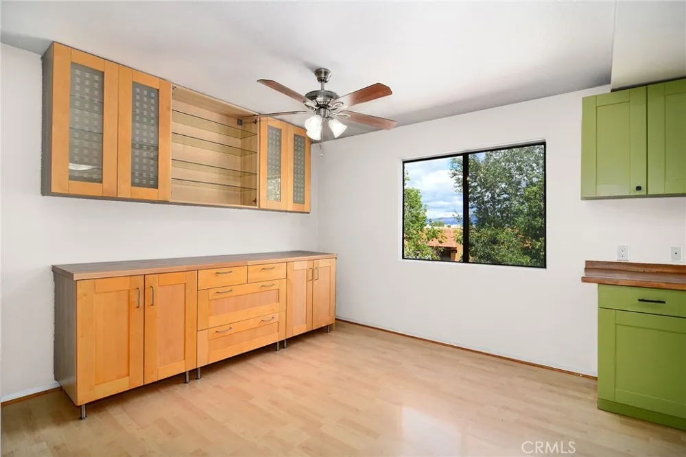 18739 Hatteras Street #55 Tarzana, CA 91356
