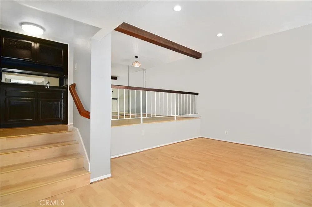 18739 Hatteras Street #55 Tarzana, CA 91356