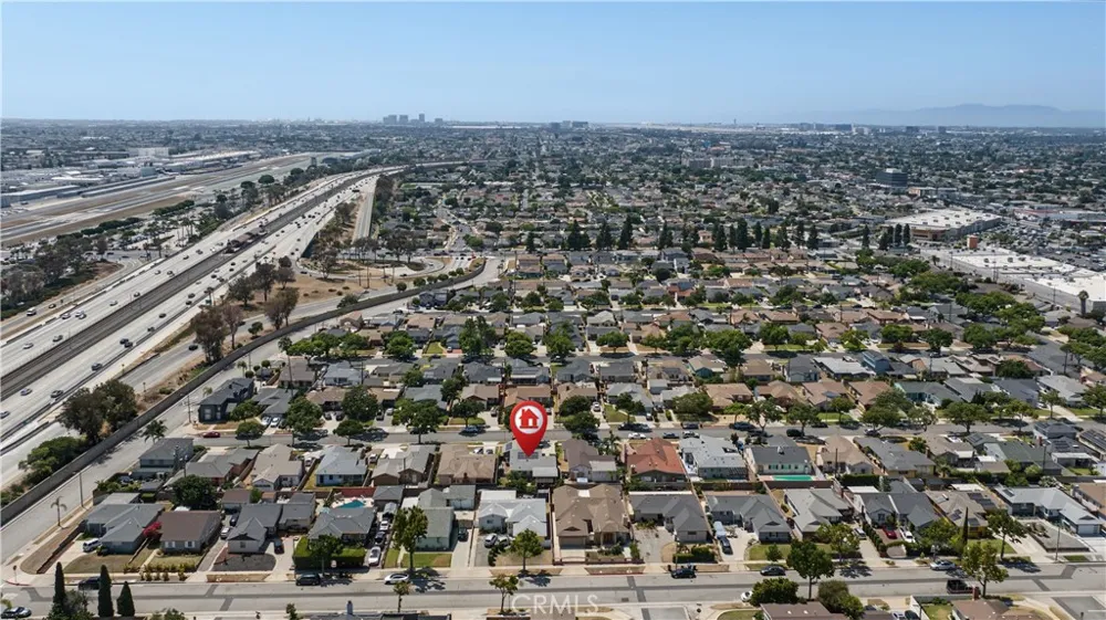 11804 Wilkie Hawthorne, CA 90250