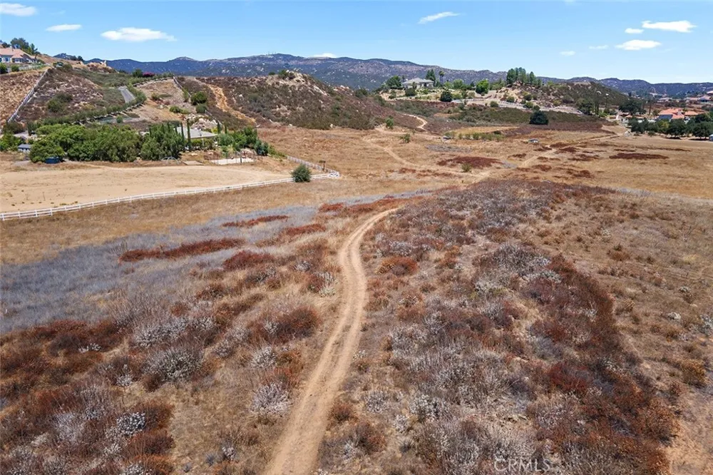19049 Vista De Cielo Murrieta, CA 92562
