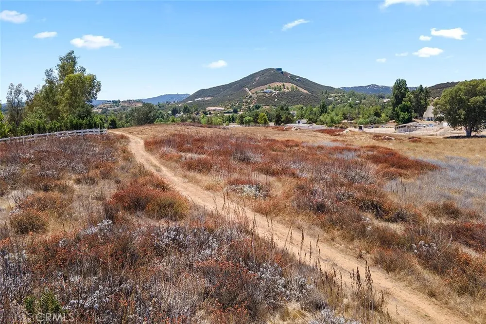 19049 Vista De Cielo Murrieta, CA 92562