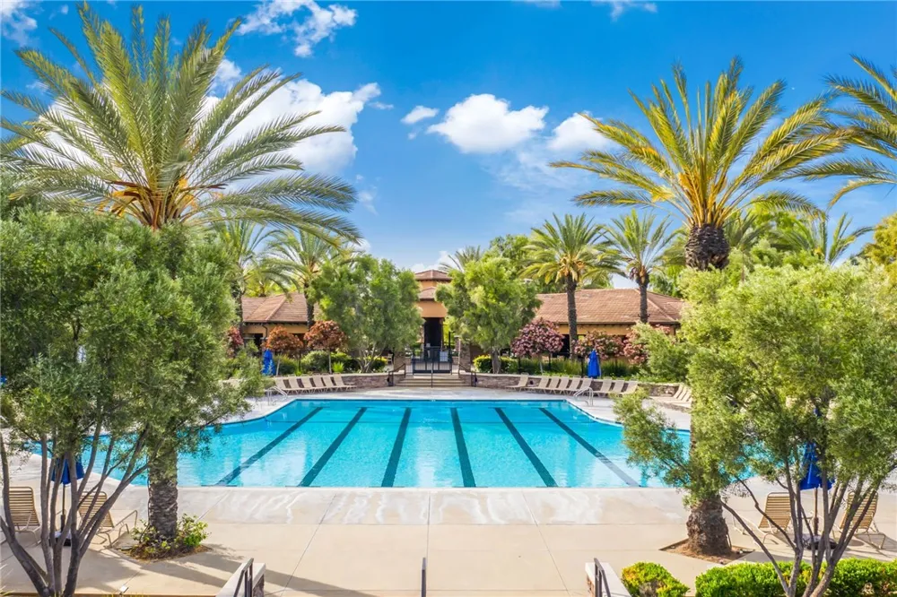 27925 Ladoga Menifee, CA 92585