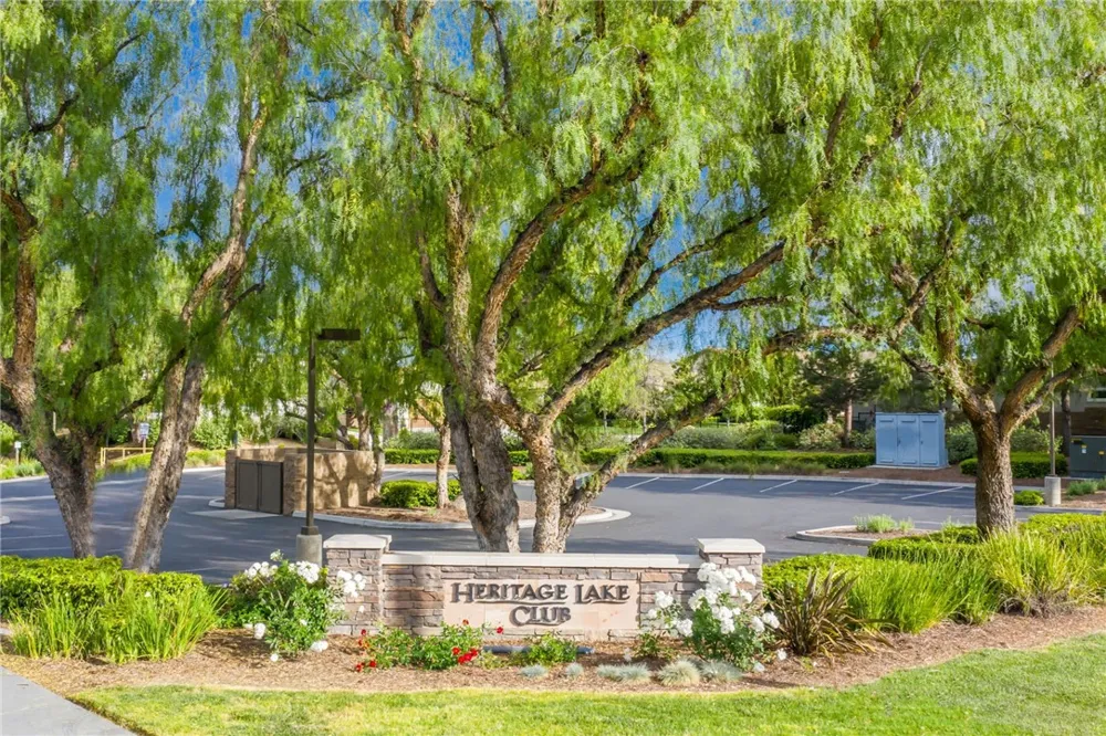 27925 Ladoga Menifee, CA 92585