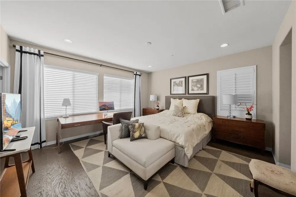 27925 Ladoga Menifee, CA 92585