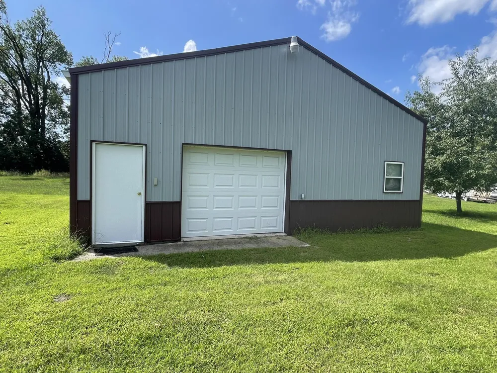 1018 Elm Street SW Demotte, IN 46310