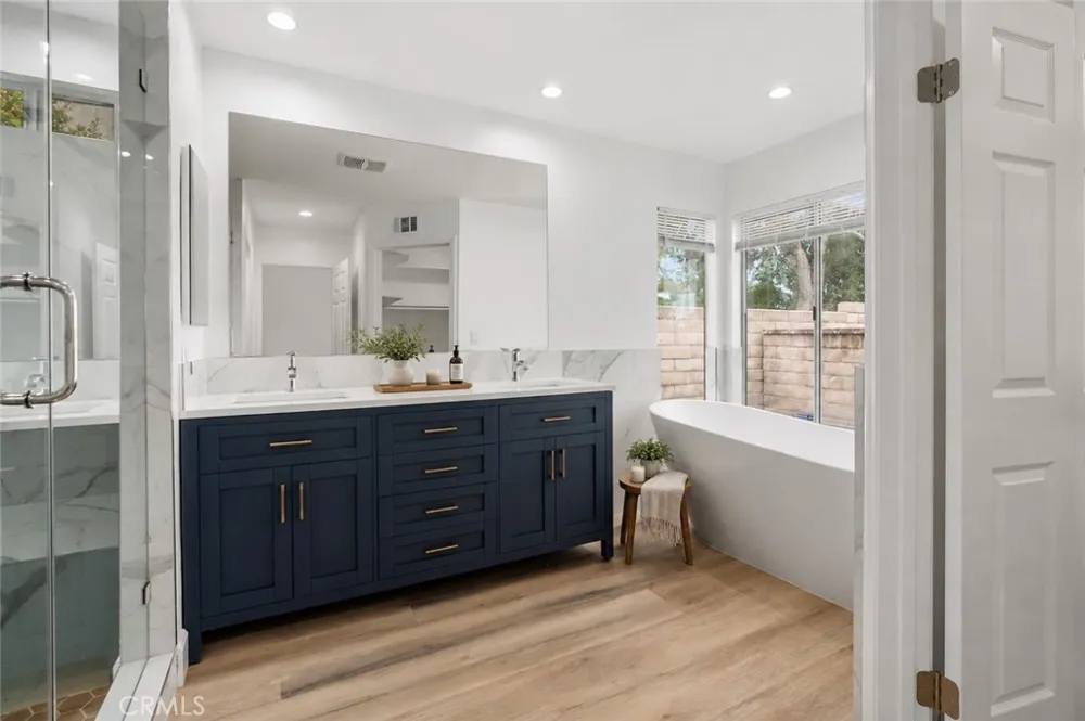 7910 Mencken Avenue West Hills, CA 91304