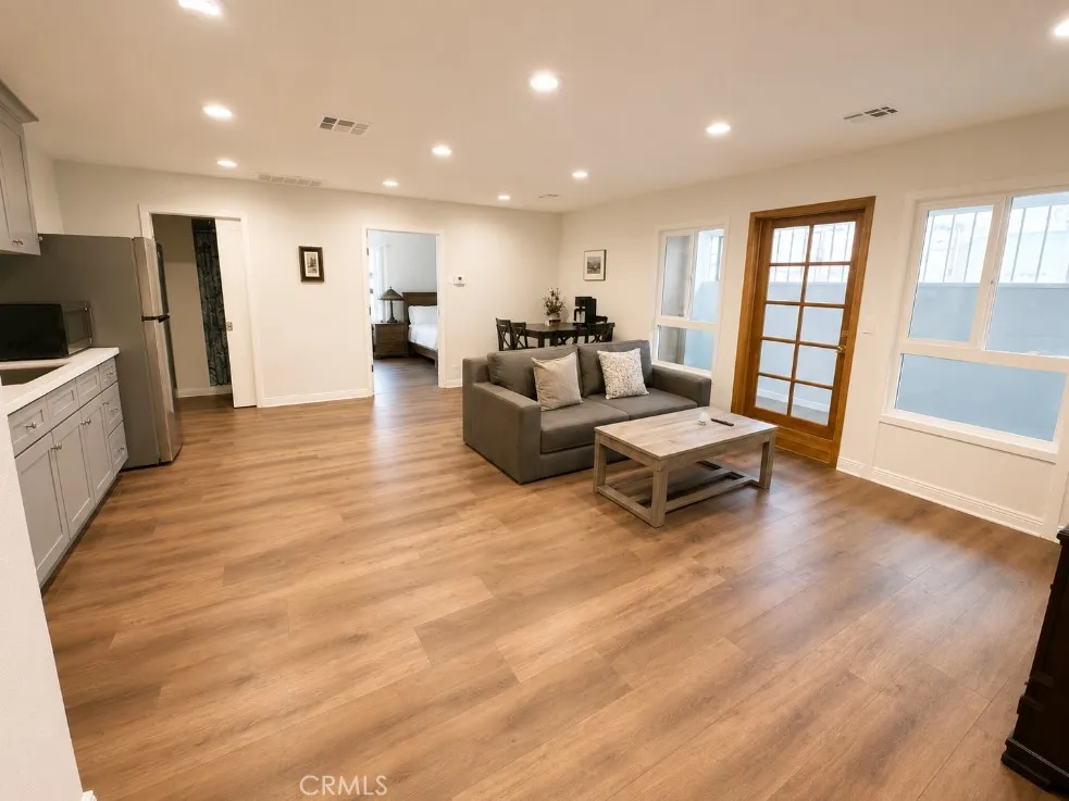 337 Washington Boulevard #4 Marina del Rey, CA 90292