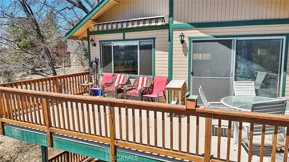 1179 Ridge Road Fawnskin, CA 92333