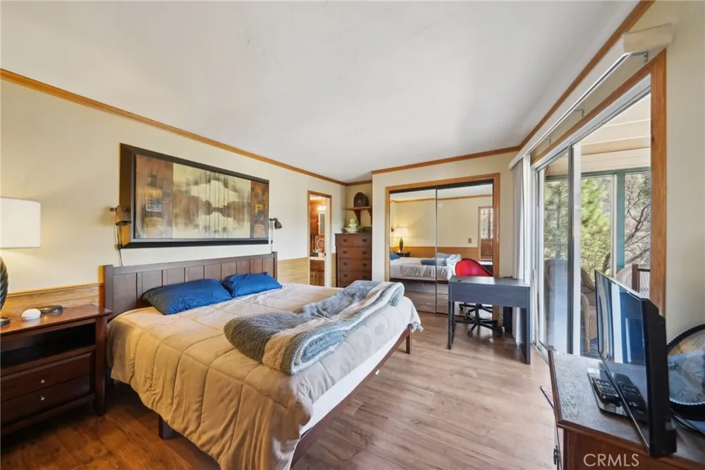 1179 Ridge Road Fawnskin, CA 92333