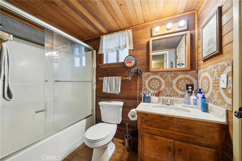 1179 Ridge Road Fawnskin, CA 92333