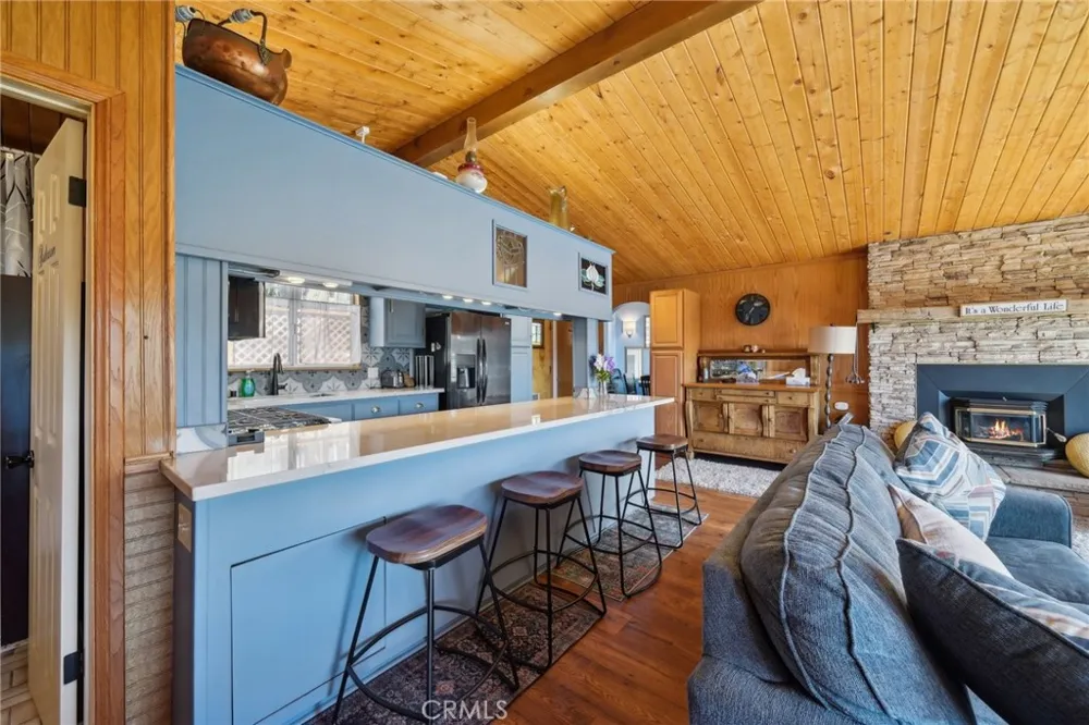 1179 Ridge Road Fawnskin, CA 92333