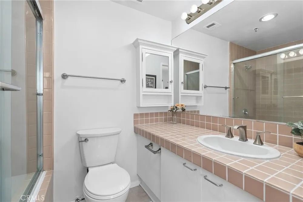 525 E Seaside #710 Long Beach, CA 90802