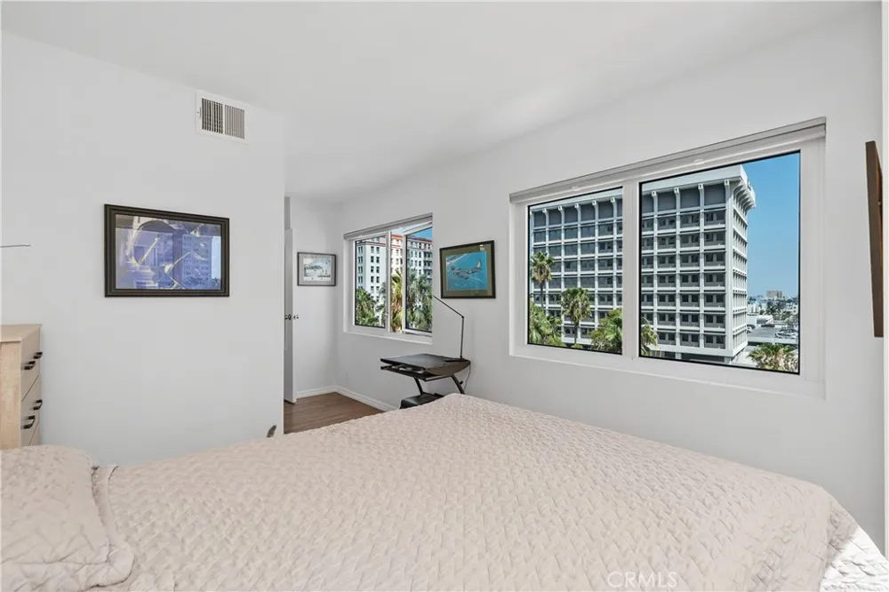 525 E Seaside #710 Long Beach, CA 90802