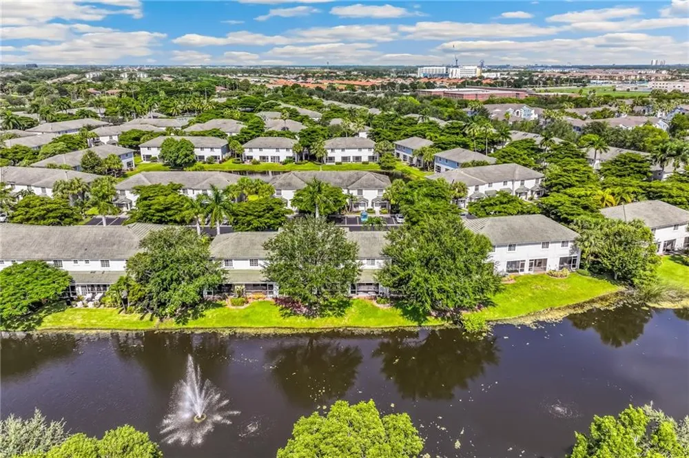 10059 Poppy Hill Drive Fort Myers, FL 33966