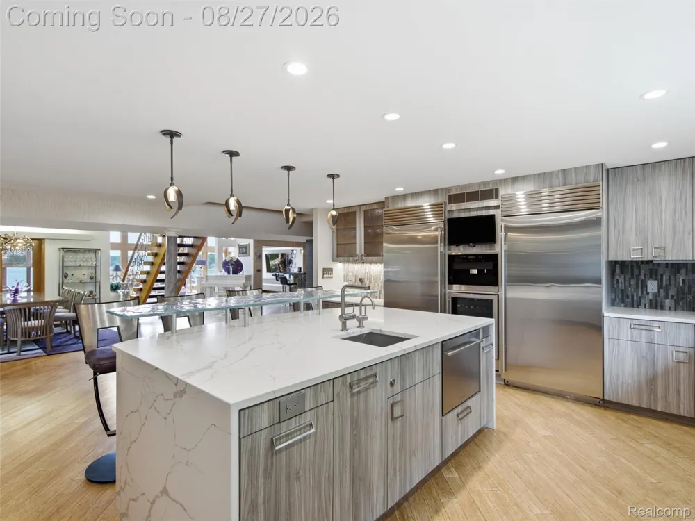 3549 Mann Road Waterford Charter Township, MI 48346