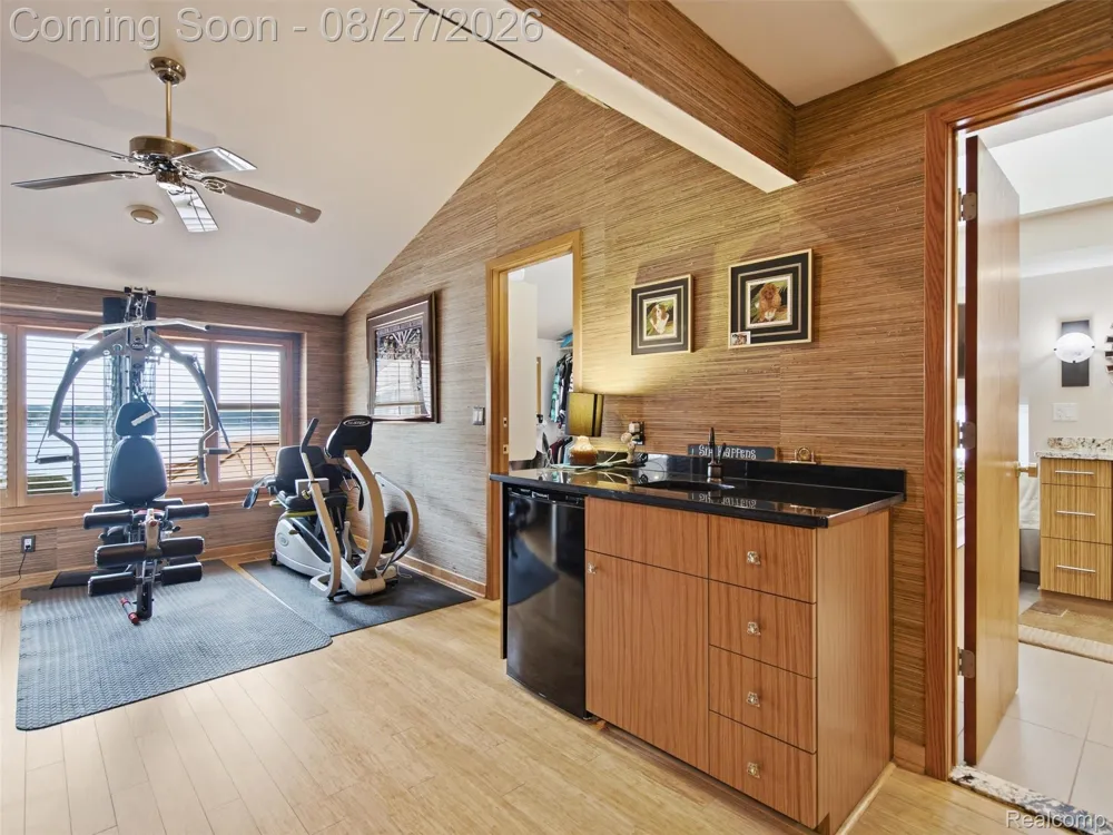 3549 Mann Road Waterford Charter Township, MI 48346