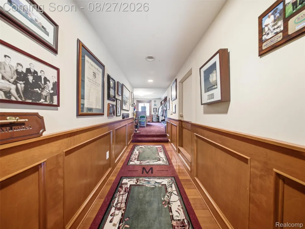 3549 Mann Road Waterford Charter Township, MI 48346