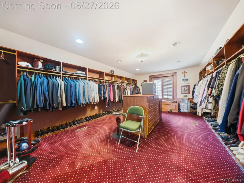 3549 Mann Road Waterford Charter Township, MI 48346