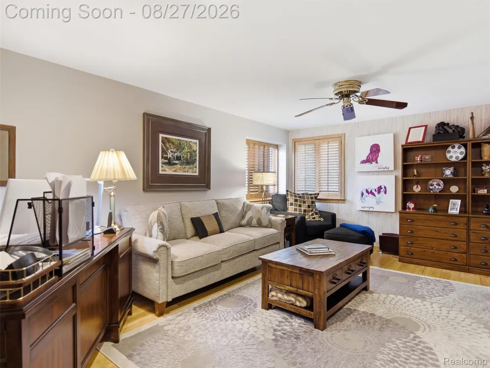 3549 Mann Road Waterford Charter Township, MI 48346
