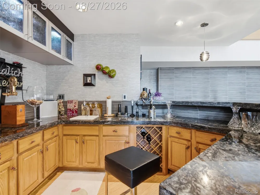 3549 Mann Road Waterford Charter Township, MI 48346
