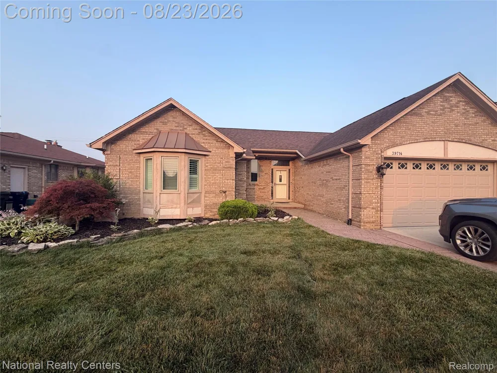 39714 Lembke Drive Sterling Heights City, MI 48313
