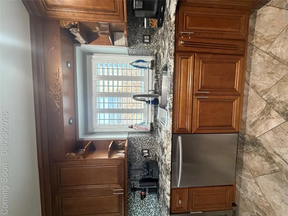 39714 Lembke Drive Sterling Heights City, MI 48313